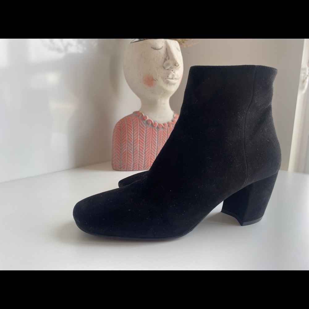 Prada bootie 37.5